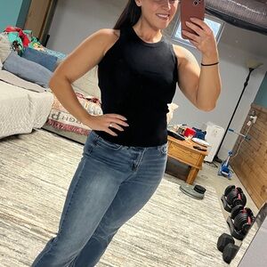 Classic Black Sleeveless Tank Top